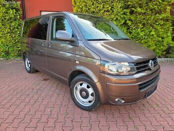 VW Multivan T5 2.0TDI 103kW tažné,serviska,bez koroze
