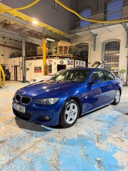 BMW 320i E92