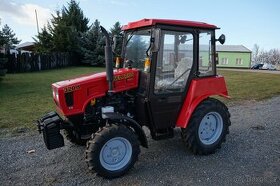 Traktor Belarus 320.4 - 1