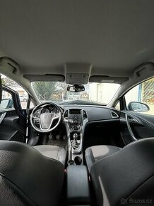 Airbagy palubní deska pásy řj Opel Astra J rv.2013
