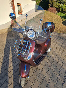 Vespa LX 125 Touring