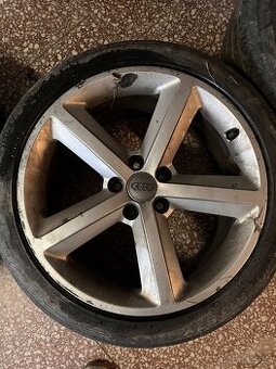 Kola R18 Audi 3ks