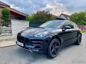 Porsche Macan Turbo 3.6 BENZIN 294KW NOVÁ STK / TAŽNÝ