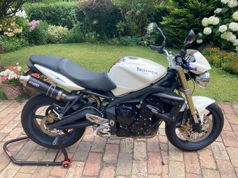 Triumph Street triple 675, 2009
