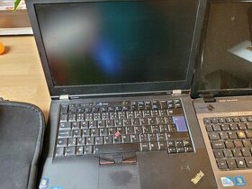 Notebooky Lenovo a Acer