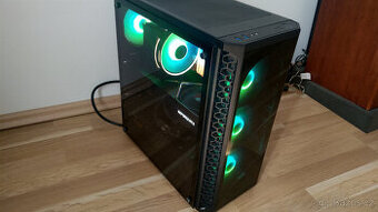 Herní PC: RTX 3090, I7 9700K, 32GB RAM, 1TB M.2, RGB