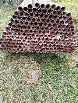 Lešenarske trubky z lešení - 1