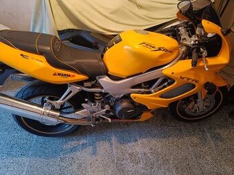 Honda VTR 1000 F - 1