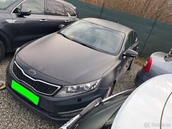 Kia optima havarovaná