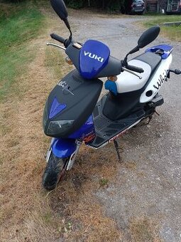 Skůtr Yuki 50 ccm s nájezdem 1583km