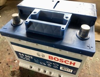 Autobaterie Bosh 12V
