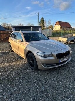 Bmw f11 X drive 530D - automat