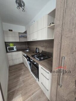 Pronájem bytu 2+1 v rodinném domě, Opava, Malé Hoštice, ul.