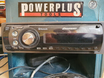 Pioneer DEH-55BT - 1