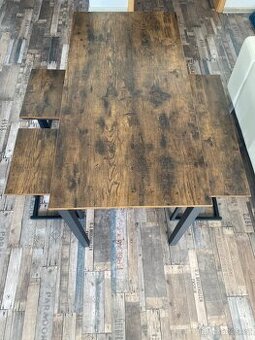 Moderní jídelní set – stůl + 2 malé židle + lavice