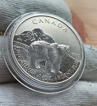Stříbrná mince 1oz Medvěd Grizzly 2011 Maple Leaf