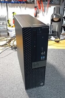 Ryzen 3 PRO 2200G/8GB DDR4/240GB SSD/VEGA8/WIN11