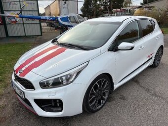 Kia Ceéd JD, 150kW, 08/2013, 111tis.km