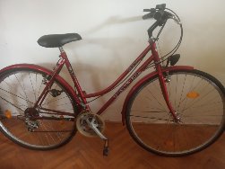 Dámské cestovní kolo