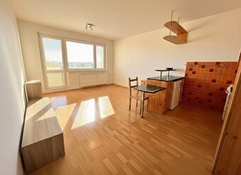 Pronájem bytu 1+kk s balkónem, 32 m² – Olomouc, ul. Voskovco