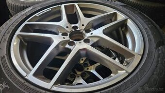 Zimní r19 Mercedes 5x112 8jx19 et38