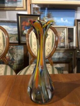 Ručně foukaná barevná váza české ateliérové sklo