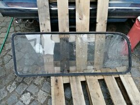 VW  Bus Transporter Kulaták t2 pravé zadní boční okno