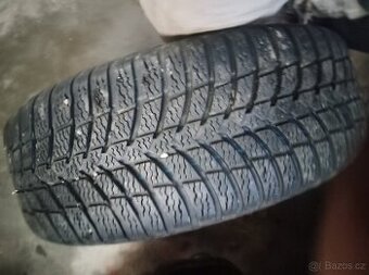 Pneu 205/55R16