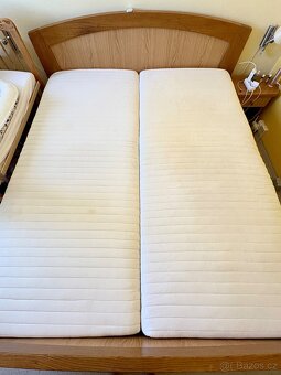 SLEVA Prodám kvalitní dubovou postel 220x190 z masívu