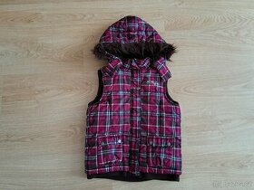dívčí vesta