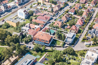 Pozemek  o ploše 925 m2 - Praha, Břevnov - 1