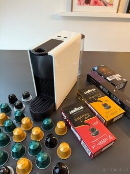 Nespresso Essenza Mini + 64 kapslí