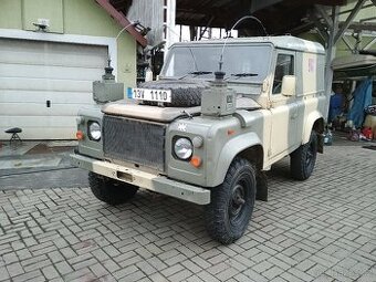 Land rover Defender 7 míst,1982 2x uzávěrka arb