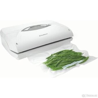 Vákuovačka potravín FoodSaver V1040