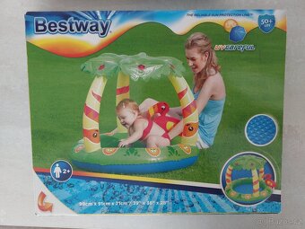 Oblečení pro miminka a příslušenství