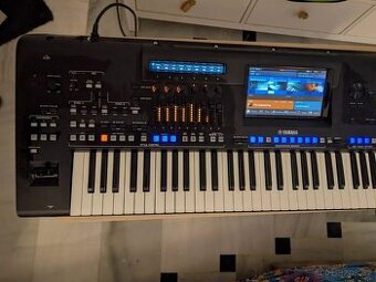 Klávesy Yamaha Genos 2 se zárukou - 1 měsíc staré včetně taš