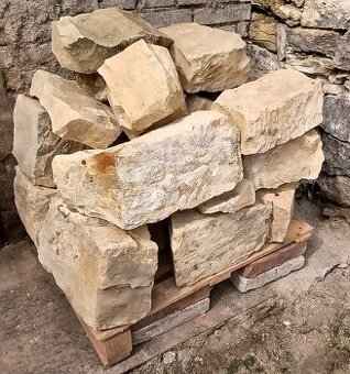 Kameny - bloky z opuky Inzerát byl odebran z oblíbených.