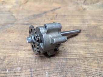 Olejové čerpadlo CBR900RR SC33