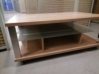 Konferenční stolek na kolečkách