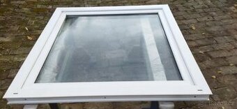 Prodám plastové okno 120×117 – pravé, bílé