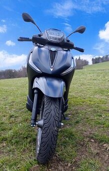 Piaggio Beverly 300 HPE S