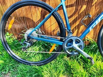 Giant contend AR2 deep lake