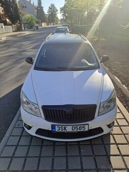 Prodam Octavia 2 Předělaná Na RS