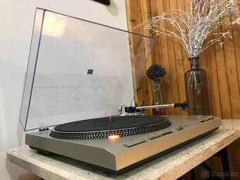 Technics SL-D303 Velice zachovalý stav.
