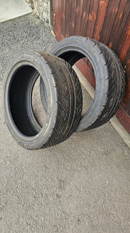 245/40 r18