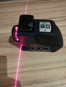 Křížový laser Bosch GLL 2-80 P