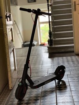 Xiaomi Mi Electric Scooter Pro (M365 Pro)