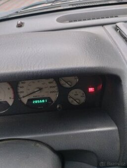 Jeep grand Cherokee 2,7 crd 2002