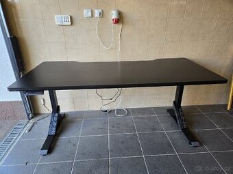 Elektrický polohovací pracovní stůl 180x80cm