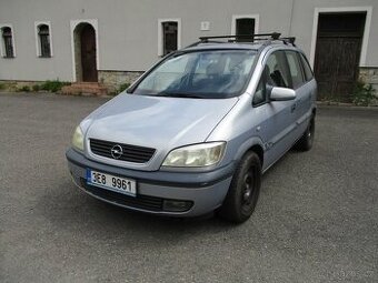 OPEL ZAFIRA 1.8 - Tažné zařízení, 7 míst